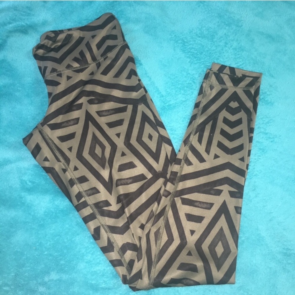 Lulu Lemon’s tribal leggings